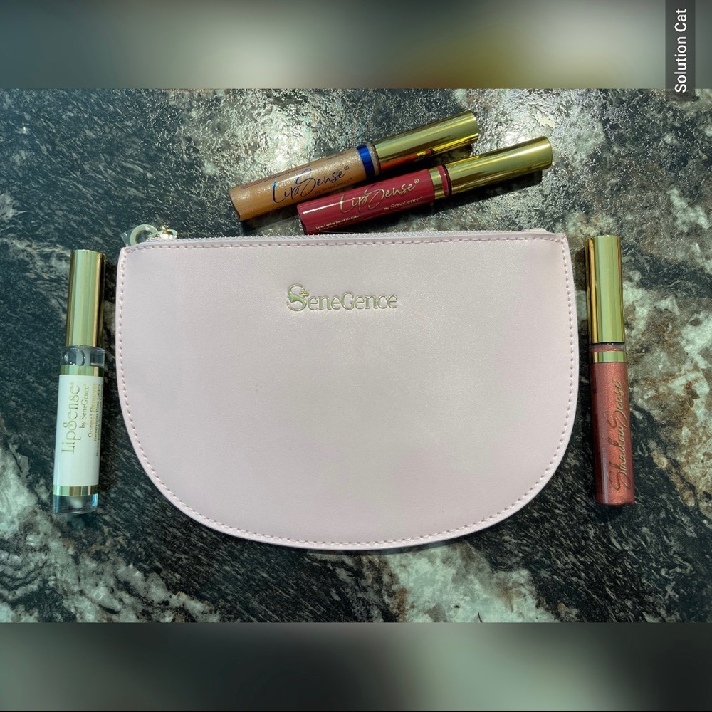 SeneGence Sampler with free pouch